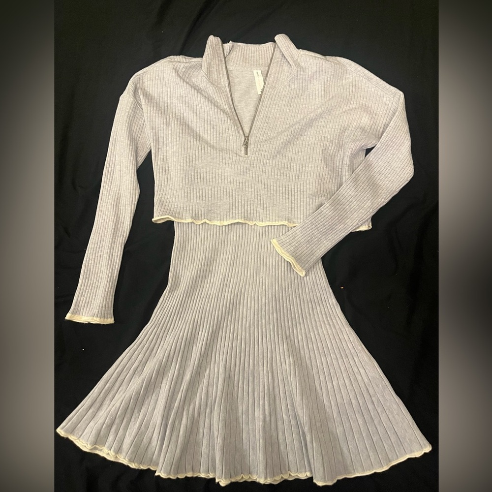 Cute and casual gray mini dress from Anthropologie. Size M